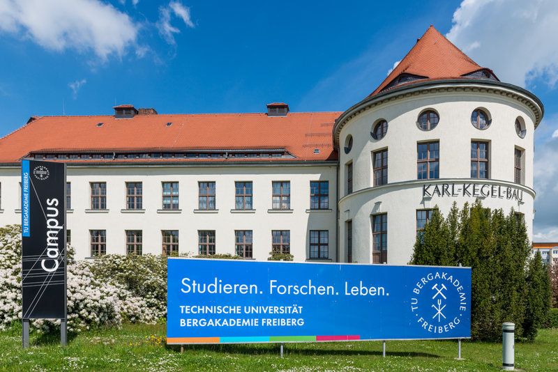 Technische Universit t Bergakademie Freiberg Technische Universit t Bergakademie Freiberg